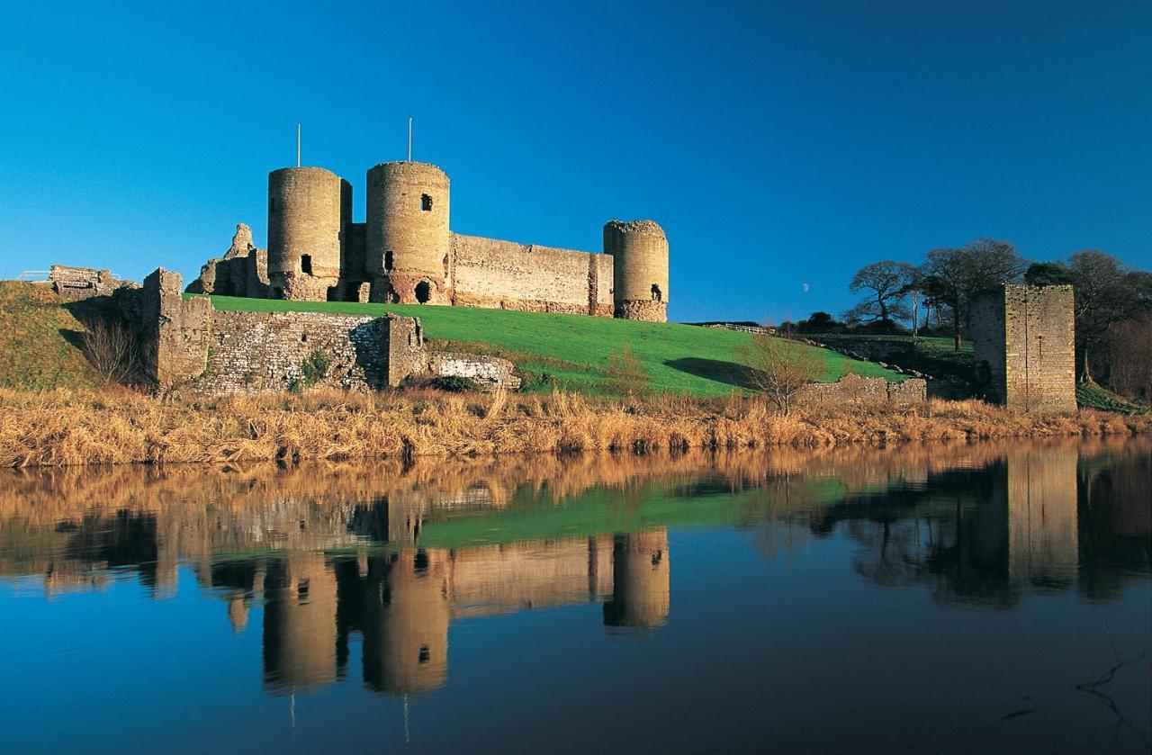 Abbey Farm Luxury Glamping Hotel Rhuddlan Eksteriør billede