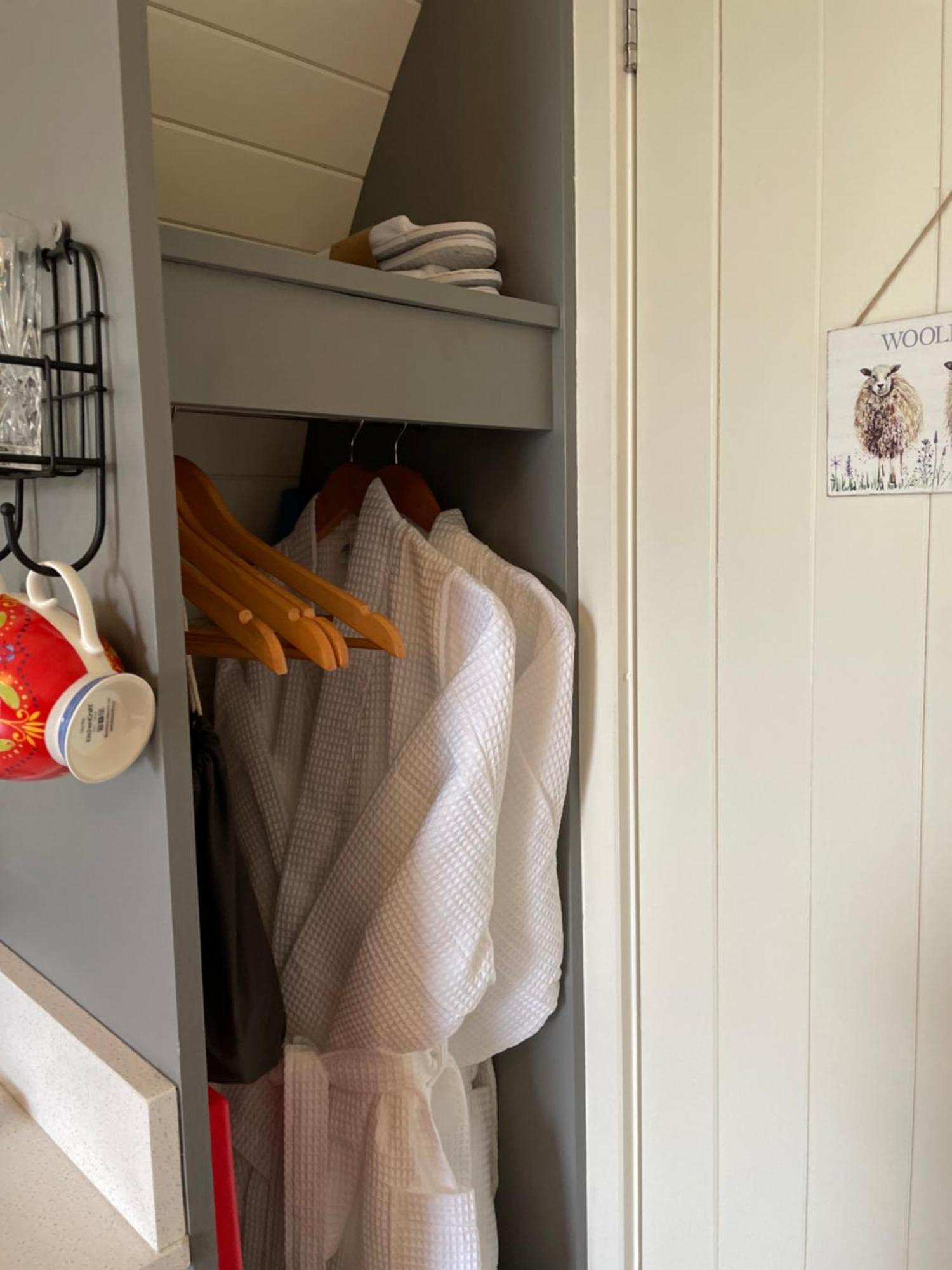 Abbey Farm Luxury Glamping Hotel Rhuddlan Værelse billede